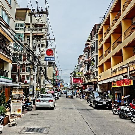 Lek Jomtien Hotel Ngoại thất bức ảnh